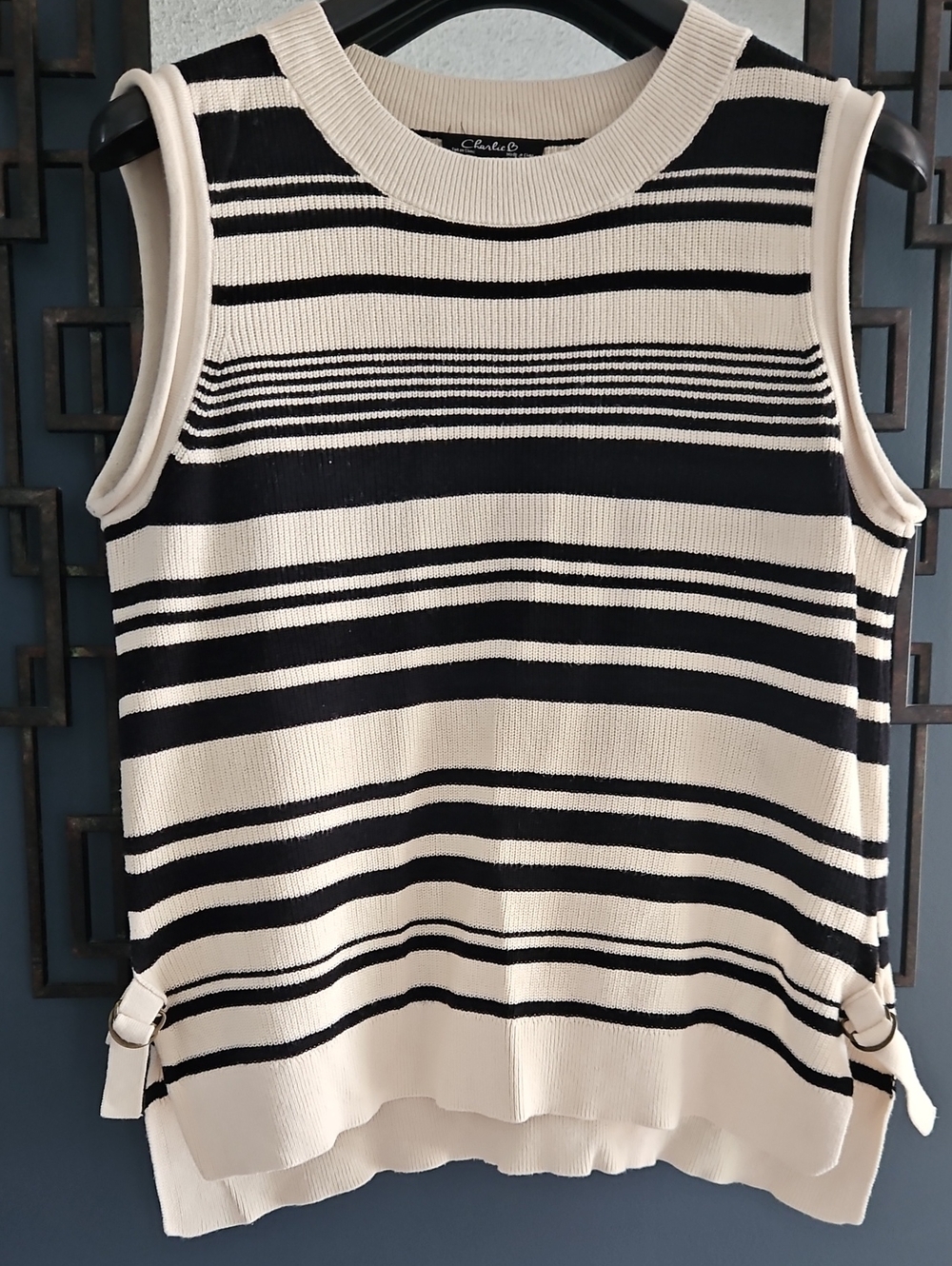 Charlie B Size L  Cotton Blend Sweater Vest Sleeveless Knit Top Black Stripes